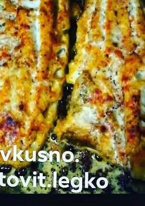 Фото Запеченный пикантный минтай с острой паприкой в сметане.