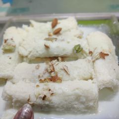 Malai roll A picture of Malai roll.