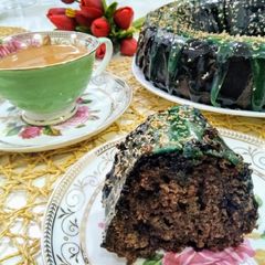 A picture of Choco mirror allian glaze chocolate cake.