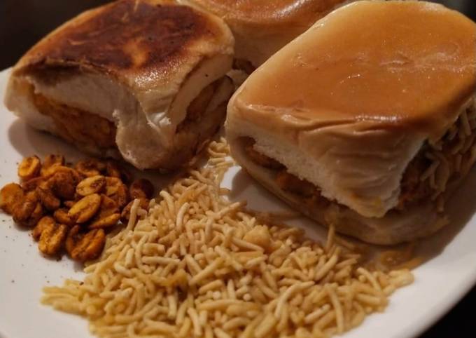 Steps to Make Speedy Dabeli