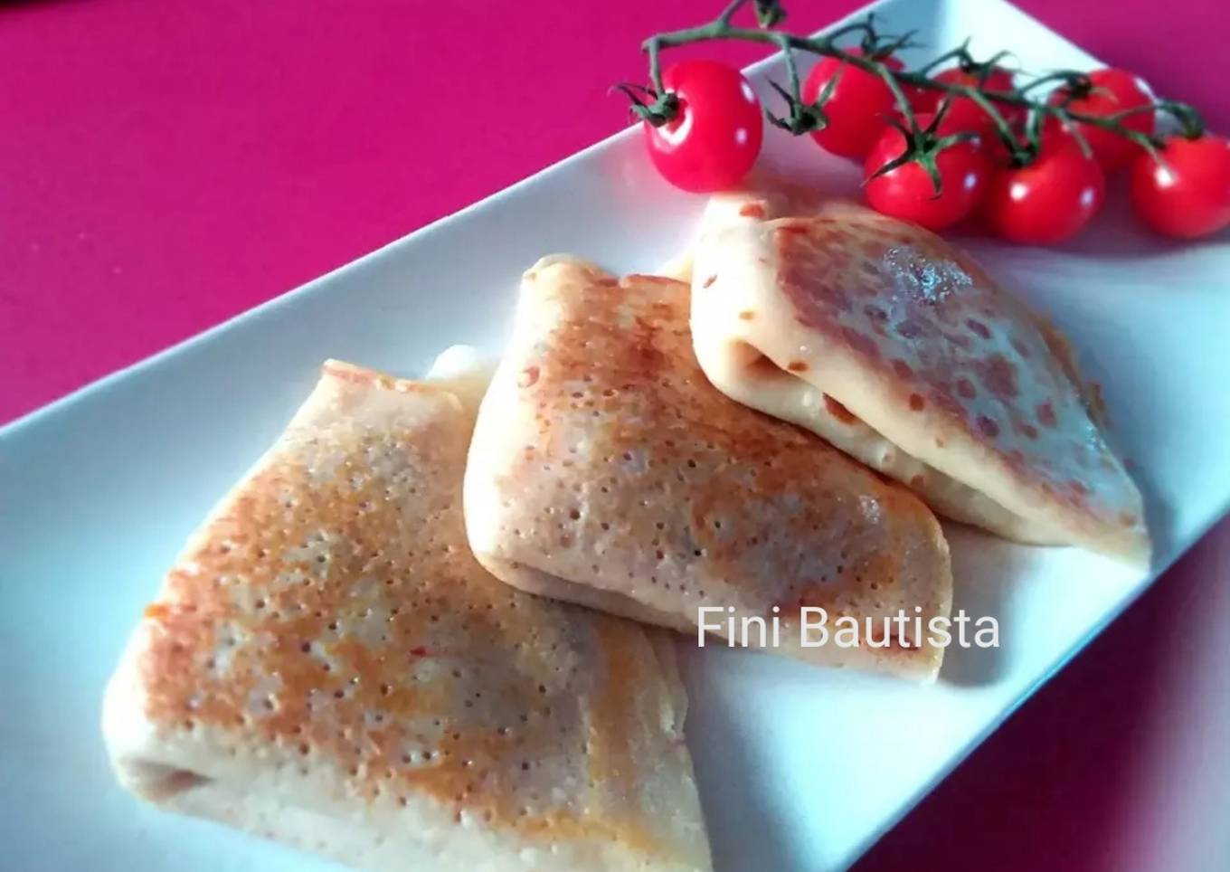 Crepes rellenos de queso y jamón york