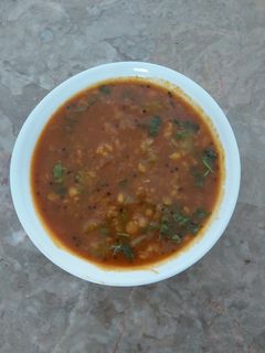 દૂધી ચણા દાળ નું શાક (Dudhi Chana Dal Shak Recipe In Gujarati) રેસીપી મુખ્ય ફોટો
