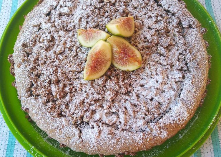 Crostata integrale con composta di fichi e noci