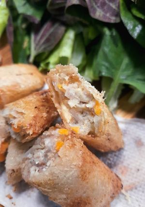 Hình của món Nem rế nấm hải sản.