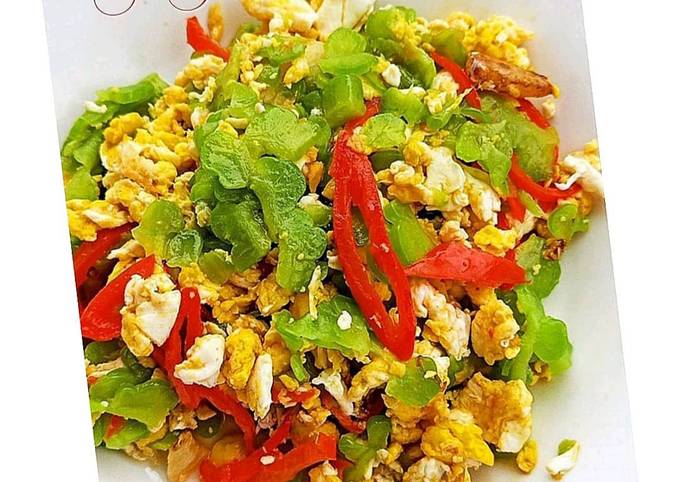 Ternyata ini loh! Bagaimana cara memasak Oseng Pare Telur  lezat