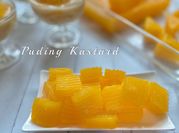 Gambar puding custard susu cair