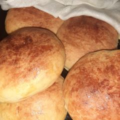 A picture of Khameeri naan 😊(fermented bread).