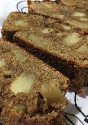 Una foto de ✨Budín integral de manzana y canela ✨