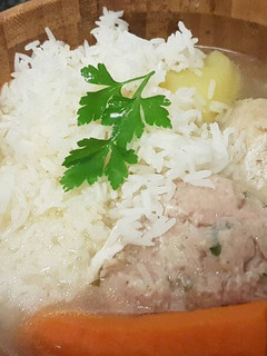 Una foto de Puchero valenciano con pelota de la iaia
