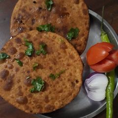 Masala puri A picture of Masala puri.