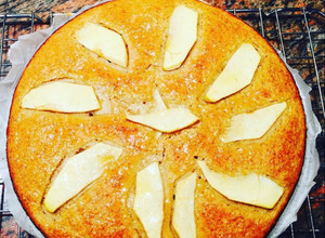 Foto principal de Bizcocho de avena manzana, plátano, canela y miel