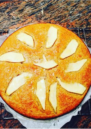 Una foto de Bizcocho de avena manzana, plátano, canela y miel