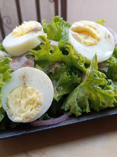 A picture of Kale salad.