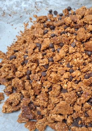 Φωτογραφία της συνταγής Σπιτική Granola με ξηρούς καρπούς και μαύρη σοκολάτα