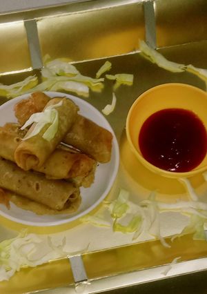 वेज स्प्रिंग रोल (veg spring roll recipe in Hindi) रेसिपी मुख्य फोटो