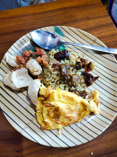 Foto resep Nasi campur goreng (Nasi campur Bali goreng)