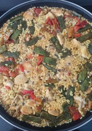 Una foto de Paella