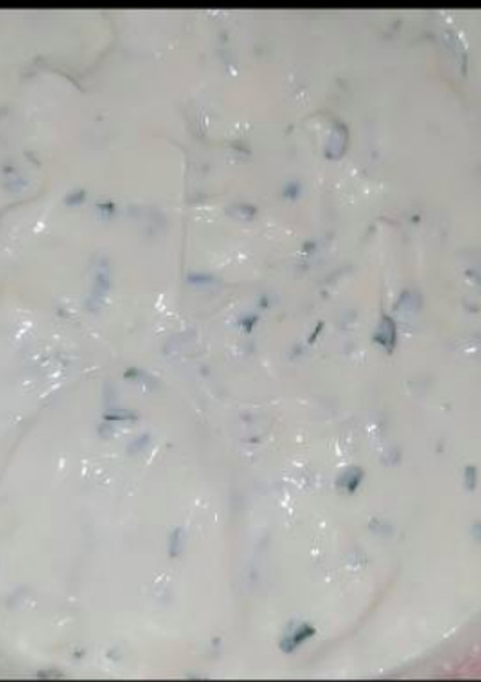 Una foto de Salsa/aderezo de ciboulette / cebollín