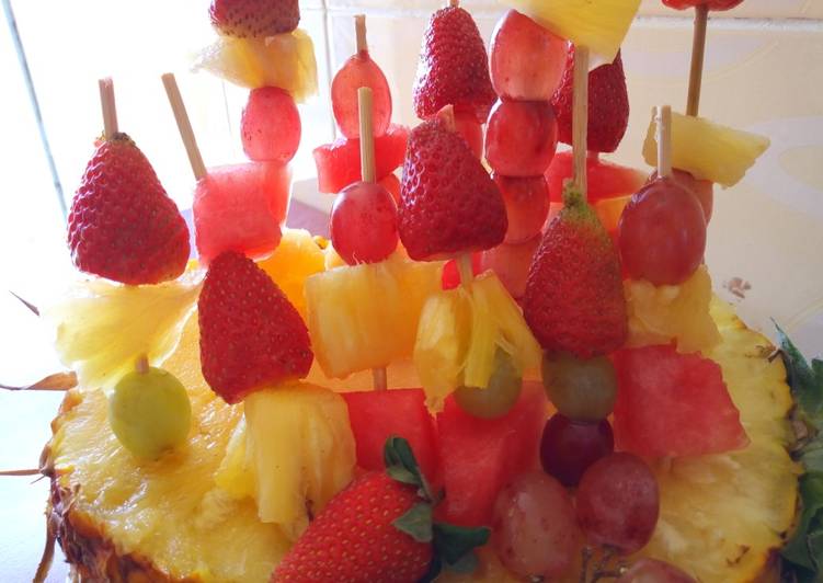 Recipe of Award-winning Edible fruit arrangement on a pineapple boat