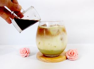 Foto resep Es Kopi Matcha Latte | Iced Coffe Matcha Latte