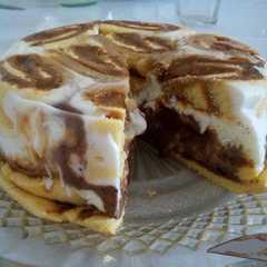 Una foto de Torta helada !! Pequeña