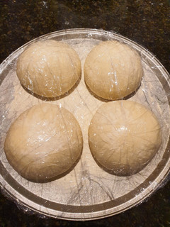 A picture of Pizza Dough.