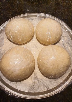 A picture of Pizza Dough.