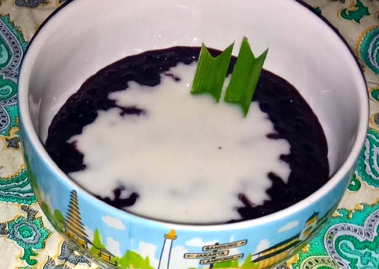 Bubur ketan hitam