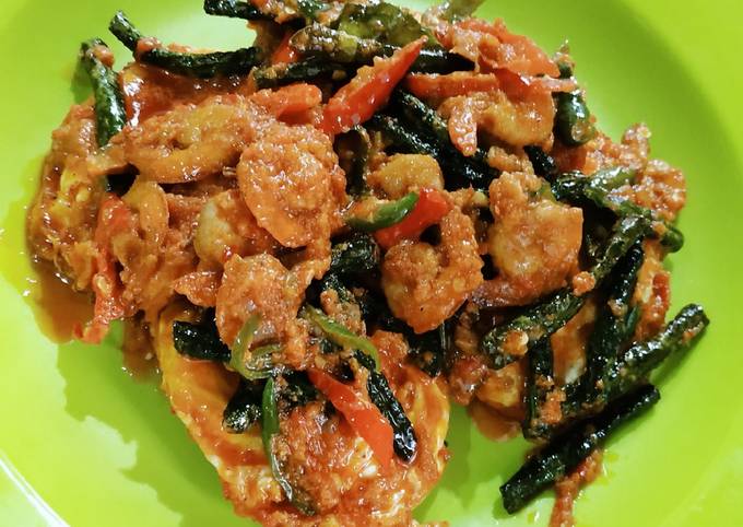 Mata Sapi Udang Balado