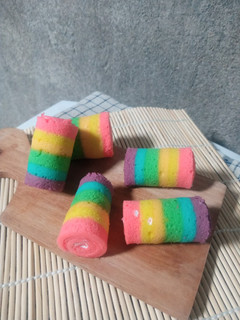 Foto resep Mini rainbow roll cake