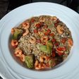 Arroz integral frito con camarones sin gluten y vegano 🍤