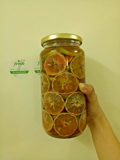 Hình của món Mật ong ngâm chanh đào trị ho, giảm cân, dưỡng da hồng hào ẩm mịn.