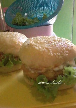 Foto resep burger ayam krispy