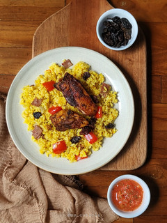 Foto resep Nasi Ayam 'Panggang' Rice Cooker(Cajun Chicken Rice)