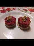 Tartare di fassona con senape rustica e pane ai cereali
