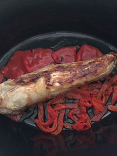 Una foto de Solomillo en Crock pot con mostaza, barbacoa y cerveza