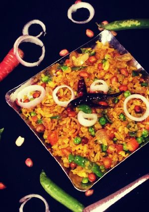 पीनट पोहा(neanut poha recipe in hindi) रेसिपी मुख्य फोटो