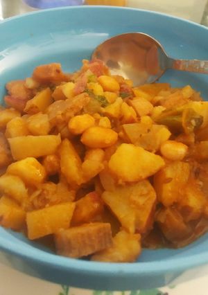ફરાળી મિક્સ સબ્જી(farali Mix Sabji recipe in Gujarati) રેસીપી મુખ્ય ફોટો