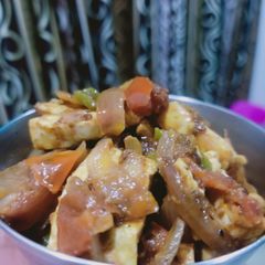 A picture of Paneer masala.