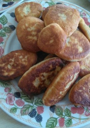 عکسی از دستور کلوچه لری با مغز گردو و دارچین