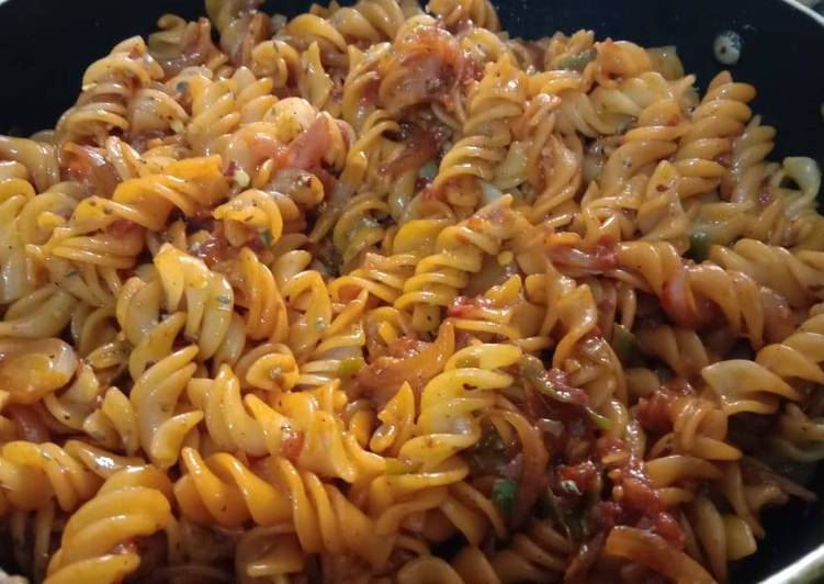 Easiest Way to Make Spicy Pasta