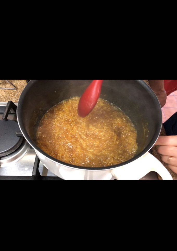Una foto de Dulce de zapallo espagueti