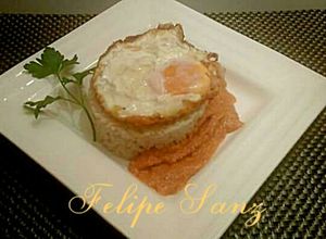 Foto principal de Arroz a la cubana con tomate especial. 