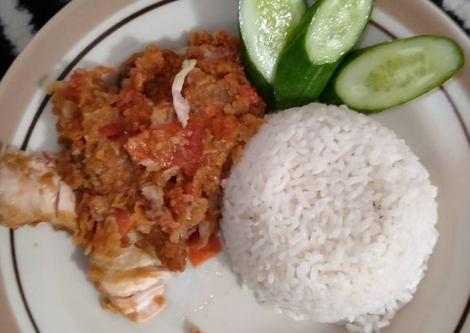 Ayam Geprek Sambal Goang