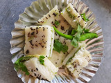 સેન્ડવીચ ઢોકળા (Sandwich Dhokla Recipe In Gujarati)