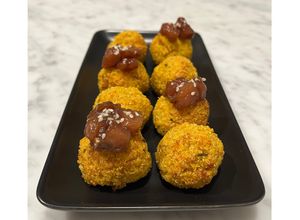 Foto di Polpette di quinoa alla zucca con tartare di tonno 🧆🎃