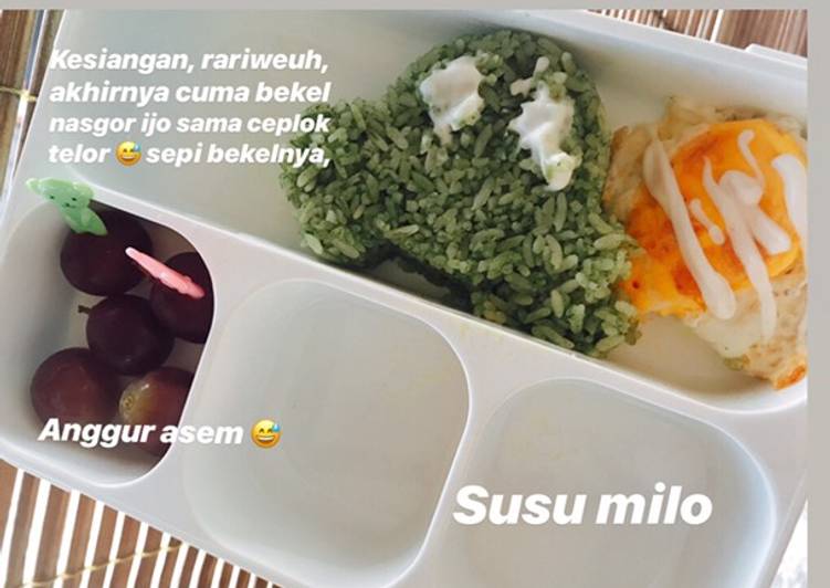 Resep Nasi goreng ijo oleh Tuty Irawaty - Cookpad