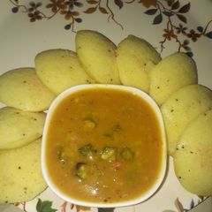 Soft & Spongy Idli A picture of Soft & Spongy Idli.