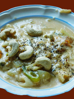 ஸ்பைசி பென்னி ரிகாட்டா நூடுல்ஸ் சூப் (Penne rigata soup recipe in tamil) செய்முறை முக்கிய புகைப்படம்