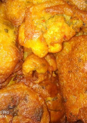 A picture of Pakoda.
